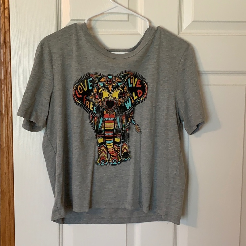 Graphic tee